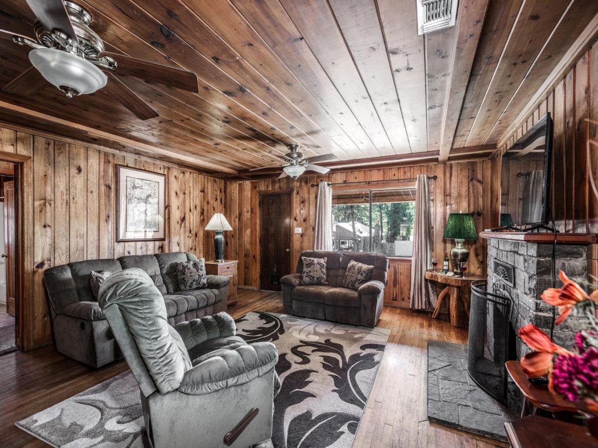  | Alpine Cabin, 3 Bedrooms, Deck, Sleeps 8