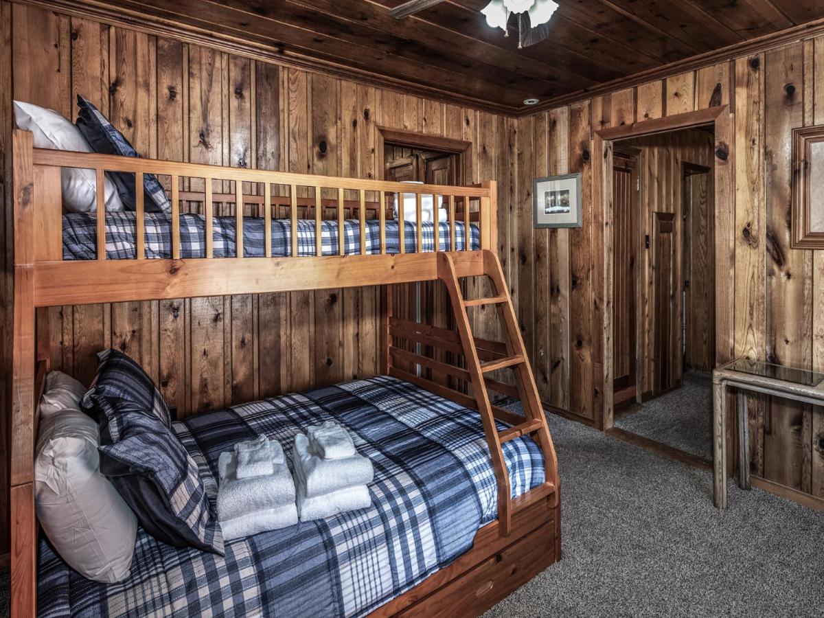  | Alpine Cabin, 3 Bedrooms, Deck, Sleeps 8