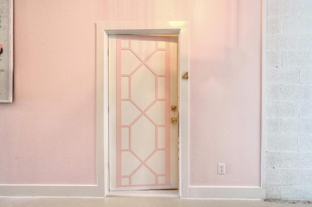  | THe Oleander Hotel Room Number 4