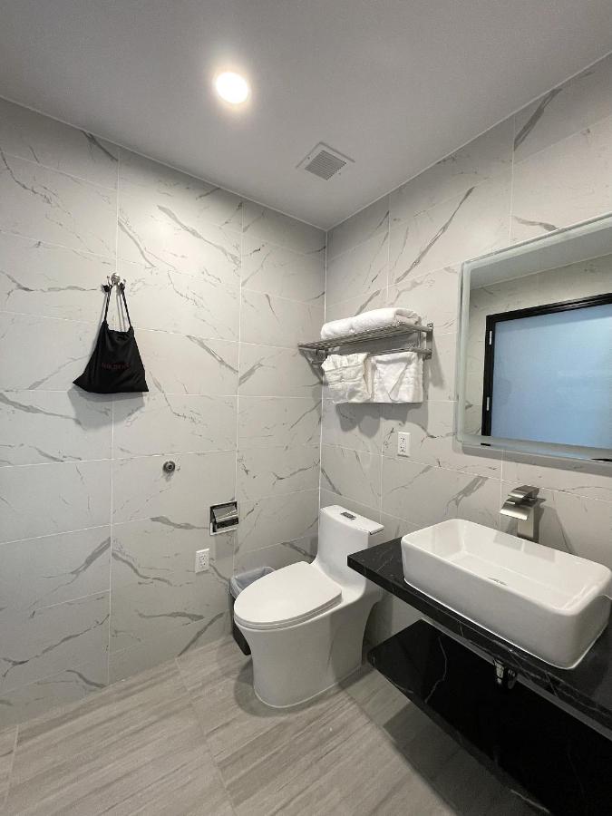 Double Room at Liberty View Brooklyn hotel