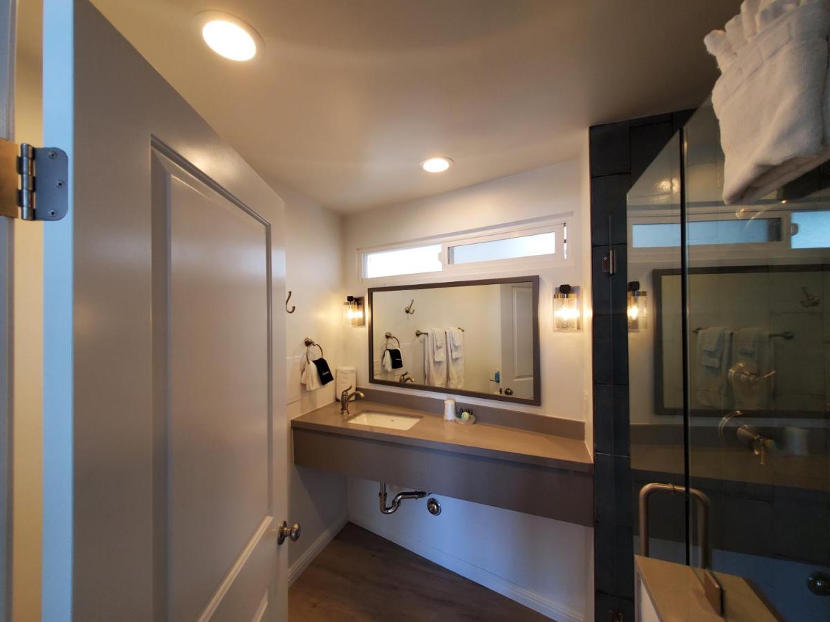 Studio with Ocean View at Sea Horse Resort
