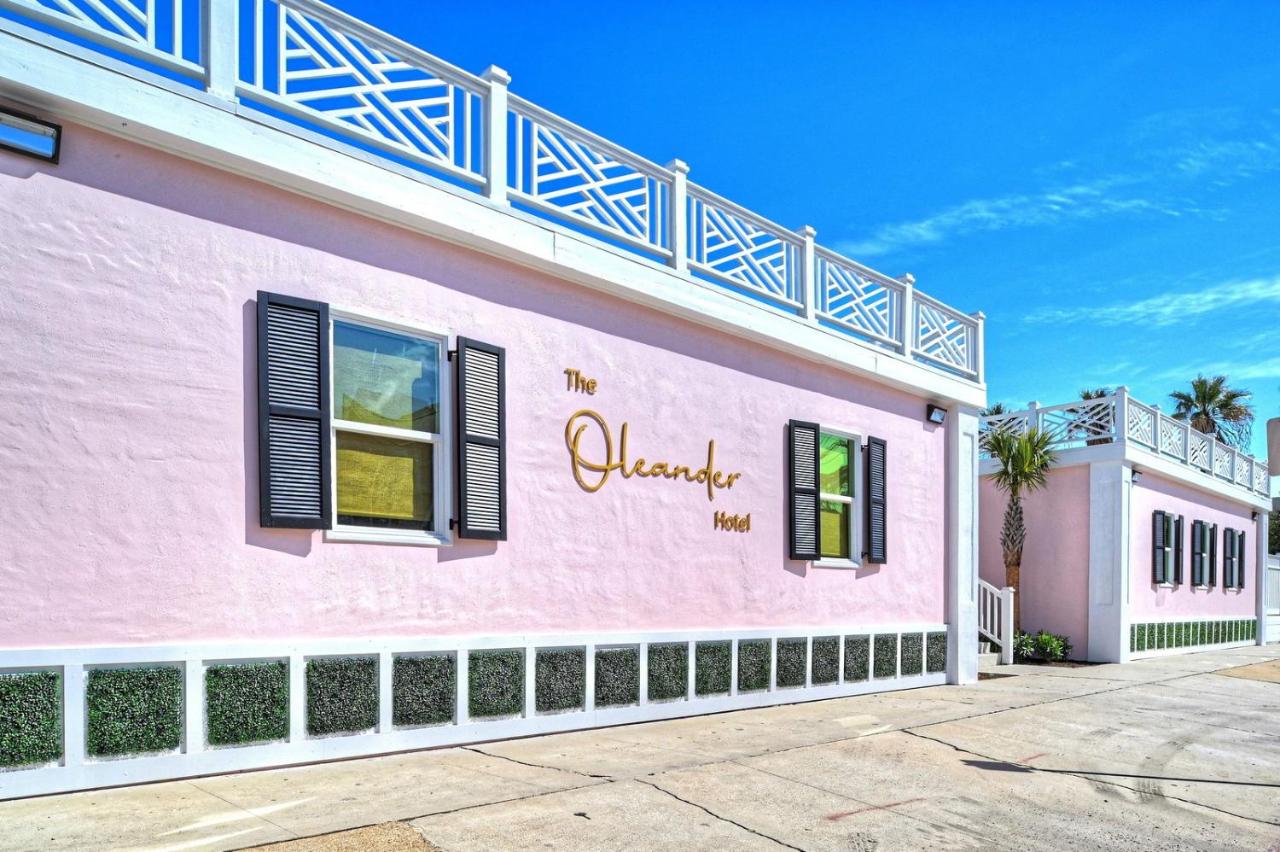  | The Oleander Hotel Room 6