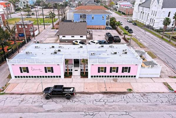 | The Oleander Hotel Room 8