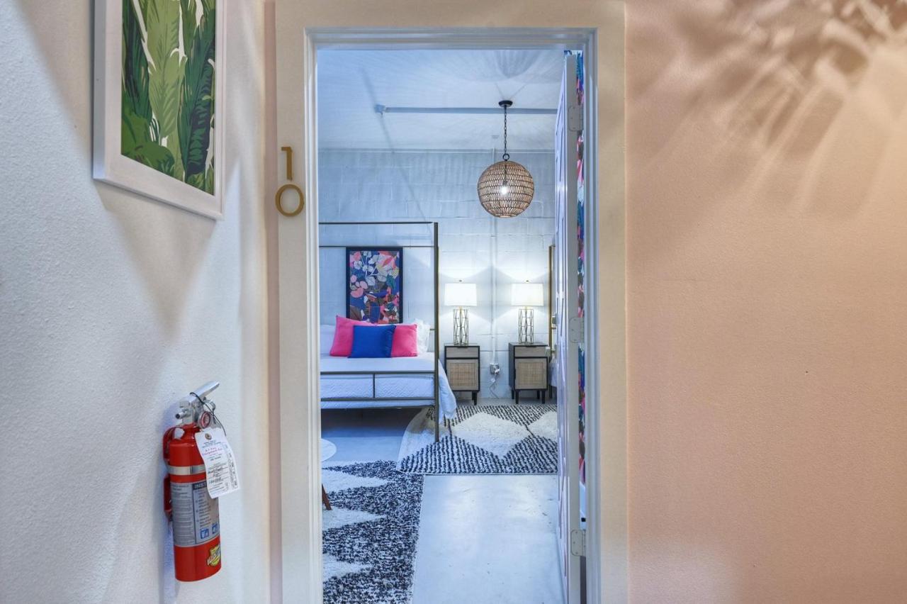 | The Oleander Hotel Room 10