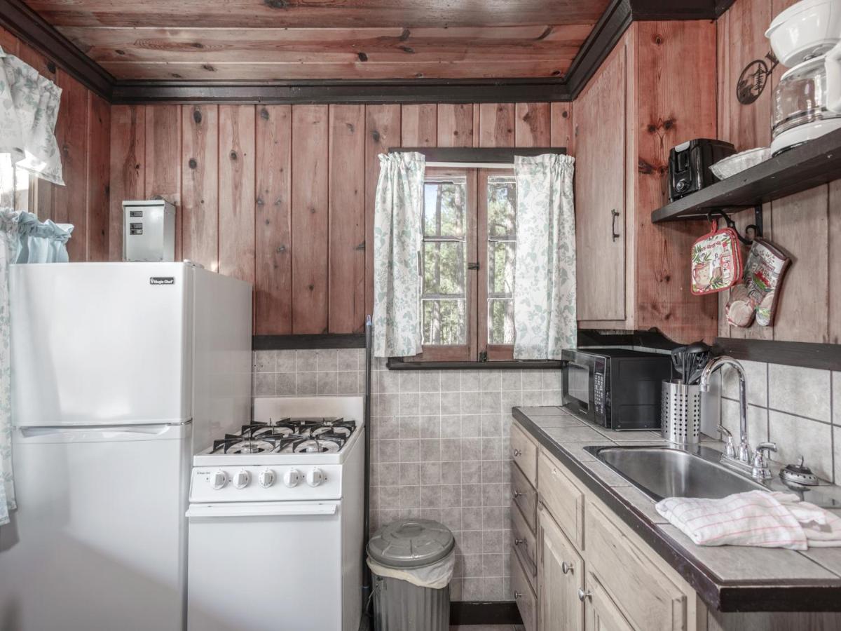 | Tiny Two, 2 Bedrooms, Midtown, Sleeps 4