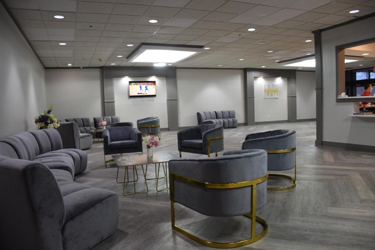 | E Hotel Banquet & Conference Center