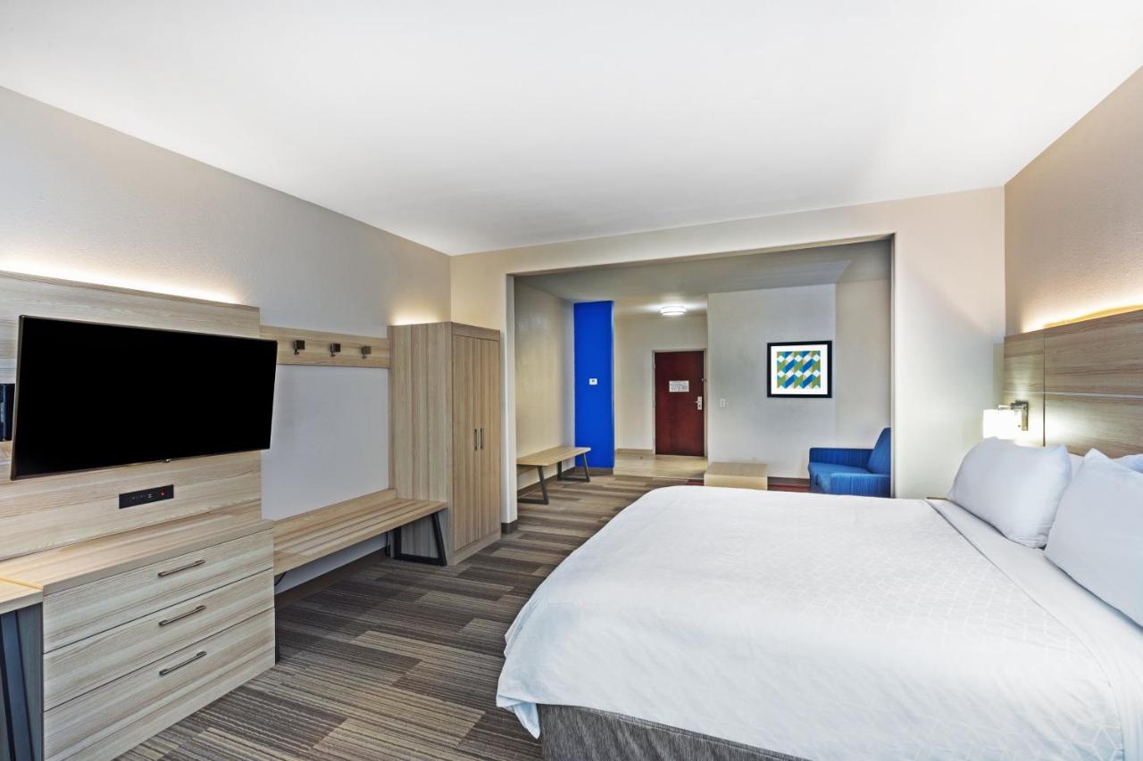  | Holiday Inn Express Hotel & Suites Vidor South, an IHG Hotel