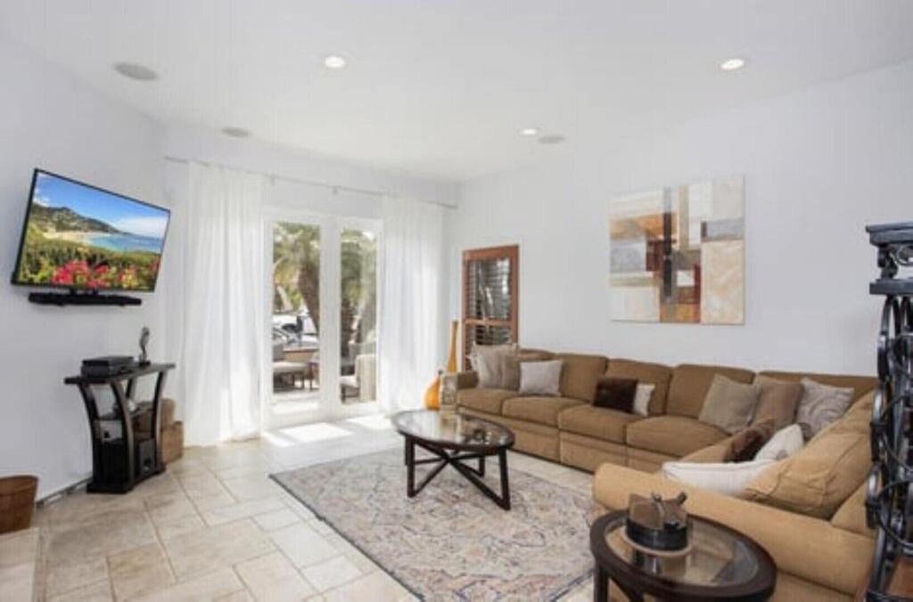 | 2nd Street Charm-Beach, Pac City, Main St, Pier