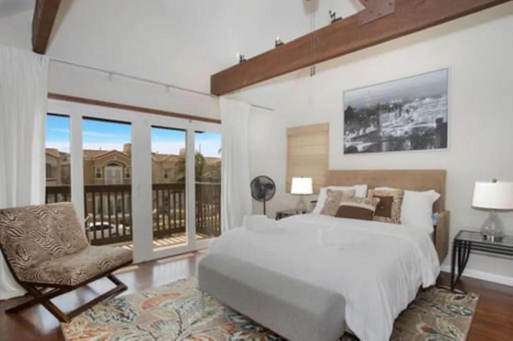 | 2nd Street Charm-Beach, Pac City, Main St, Pier