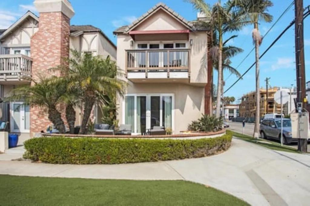 | 2nd Street Charm-Beach, Pac City, Main St, Pier