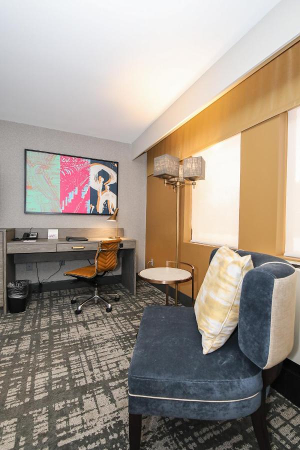 King Room - Disability Access/Hearing Accessible at Crowne Plaza Providence-Warwick Airport by IHG