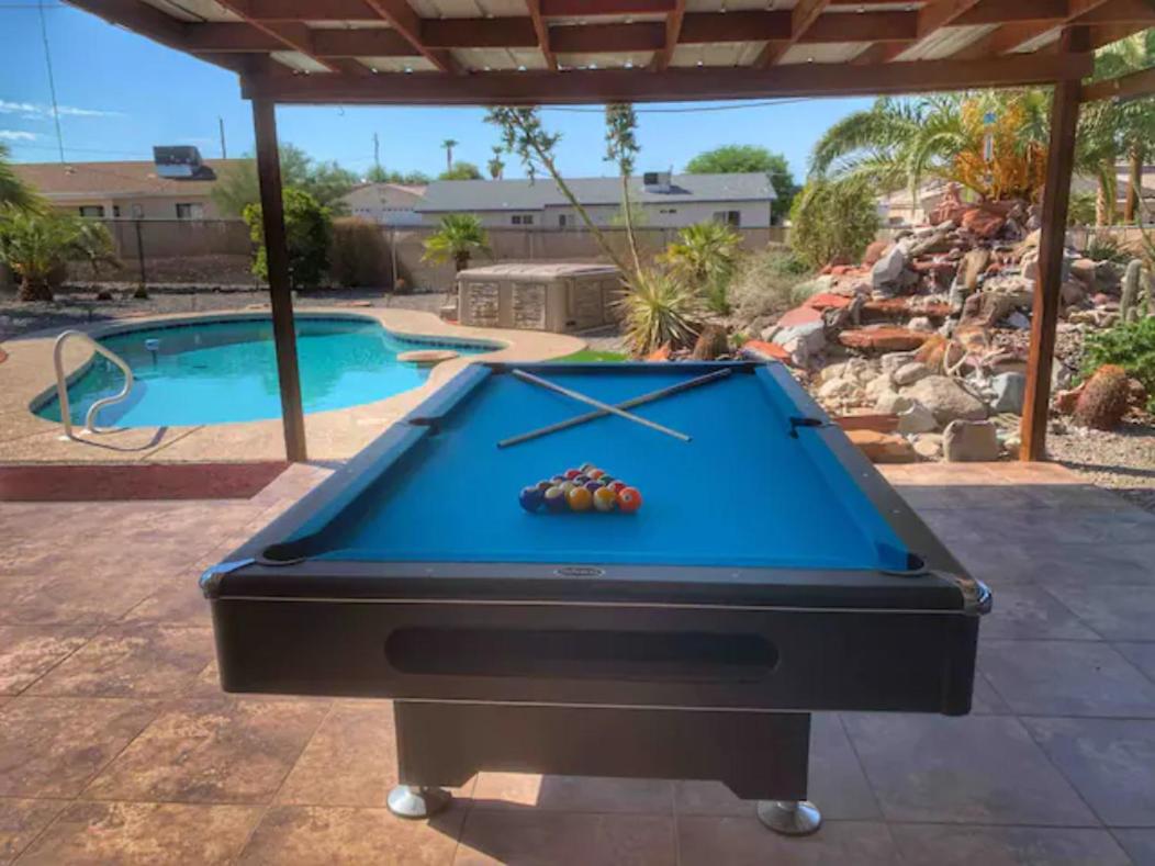 | Makin’ Waves – Pool, Spa, Relaxing Getaway