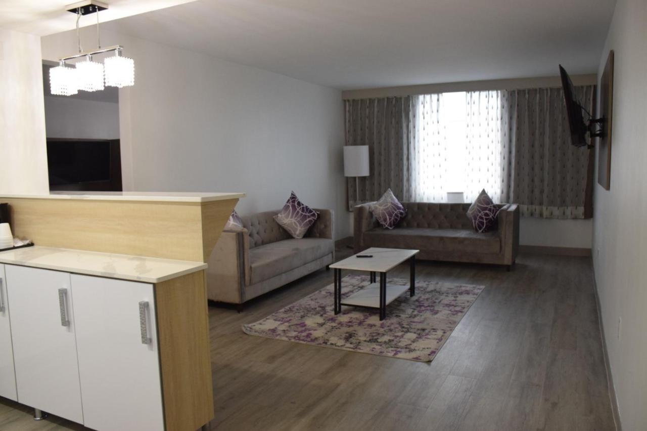 | E Hotel Banquet & Conference Center