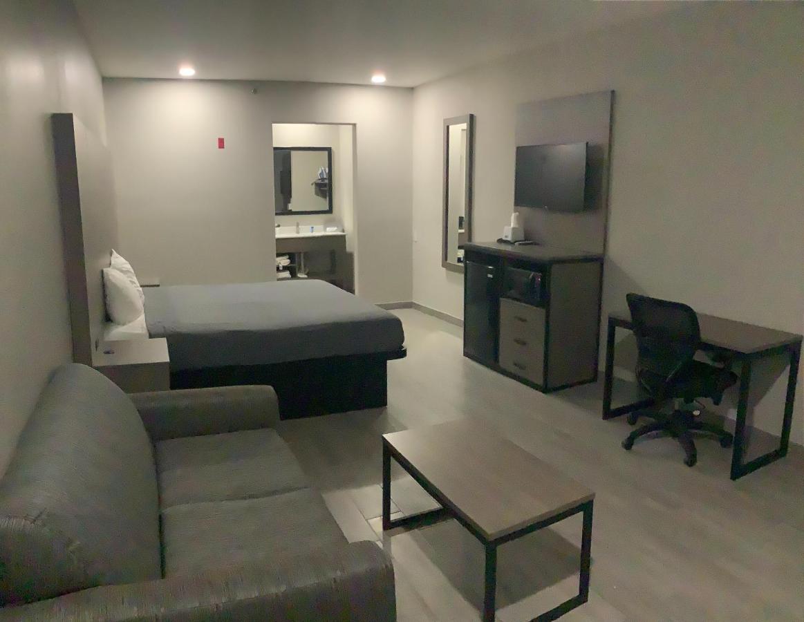 King Room at Americas Best Value Inn & Suites San Benito