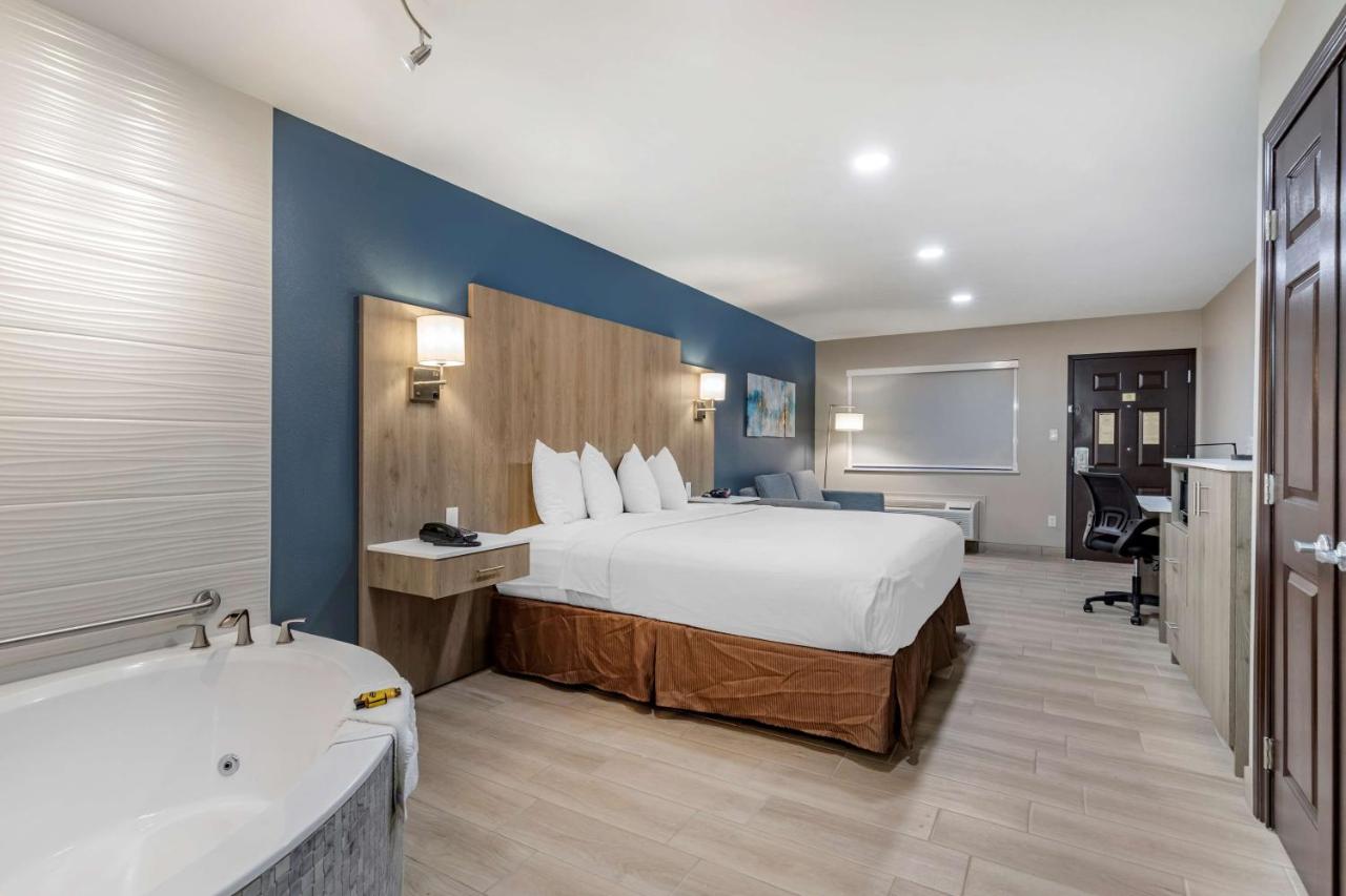 | Best Western Plus Edinburg Inn & Suites