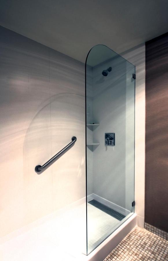  | Executive Inn & Suites Oakland
