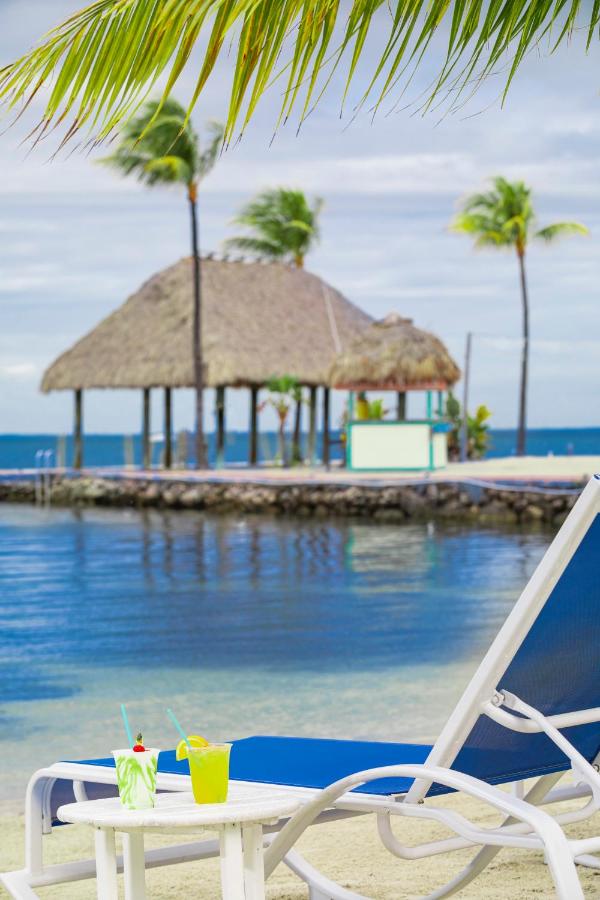 | Key Largo Bay Marriott Beach Resort