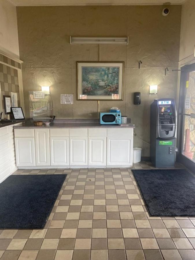  | Corbin Inn