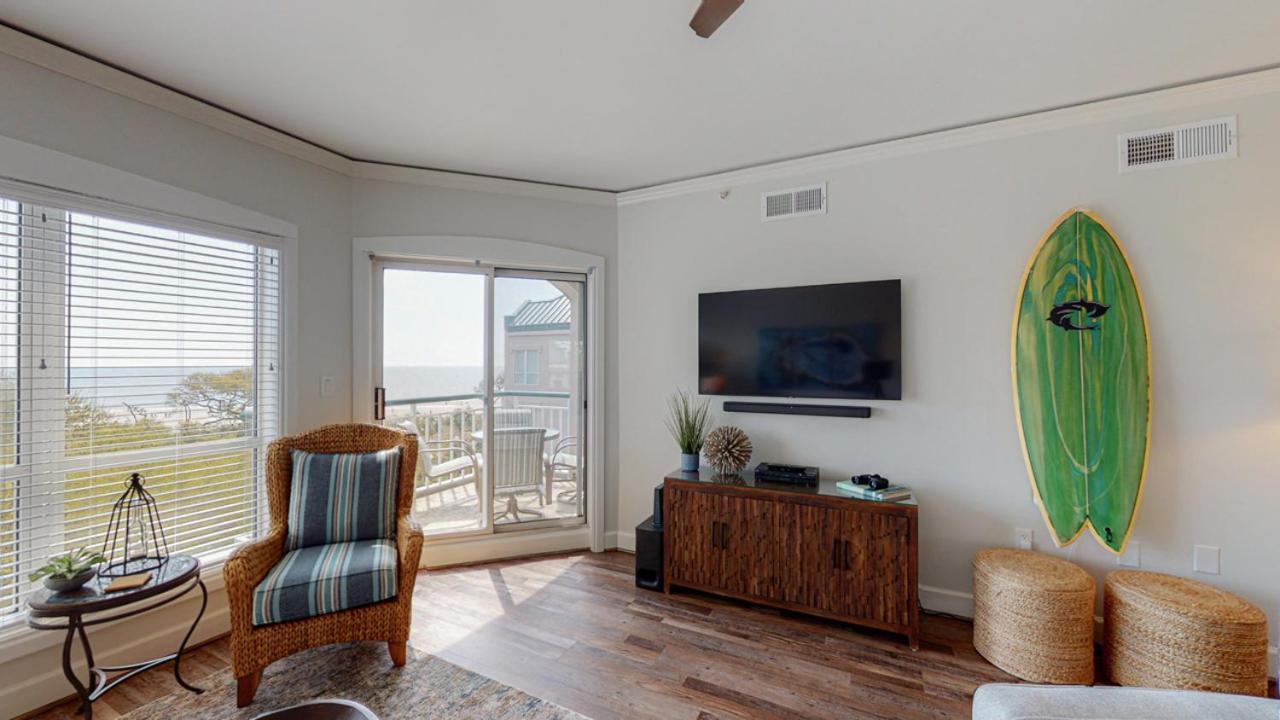 | 3505 Windsor Court South
