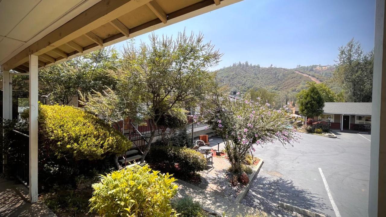  | Mariposa Lodge