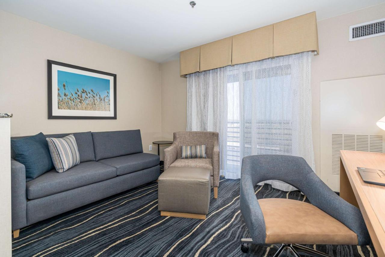Queen Room with Two Queen Beds at Best Western Plus Marina Gateway Hotel