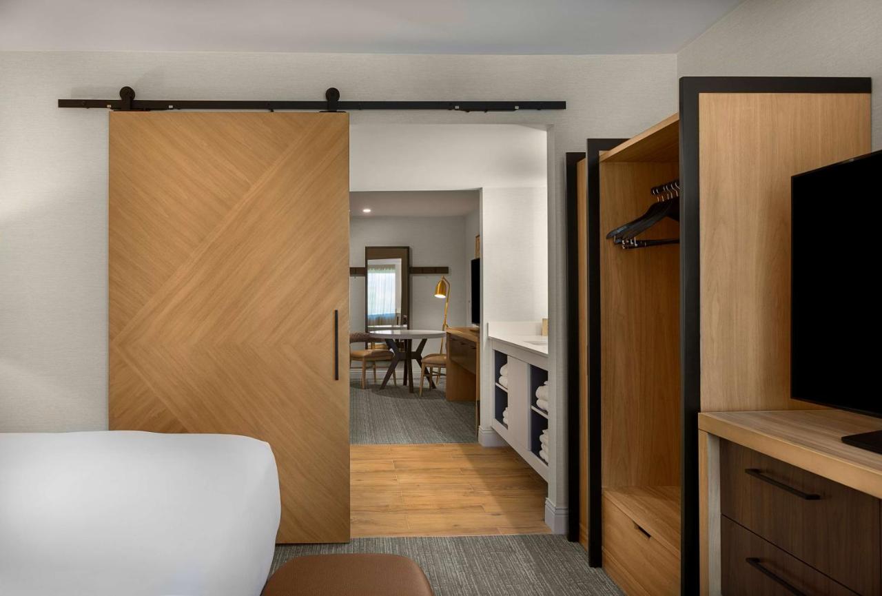 Double Room at Sonesta Silicon Valley