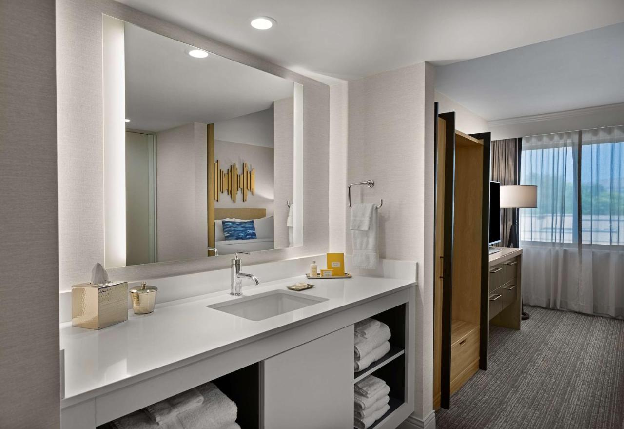 Double Room at Sonesta Silicon Valley