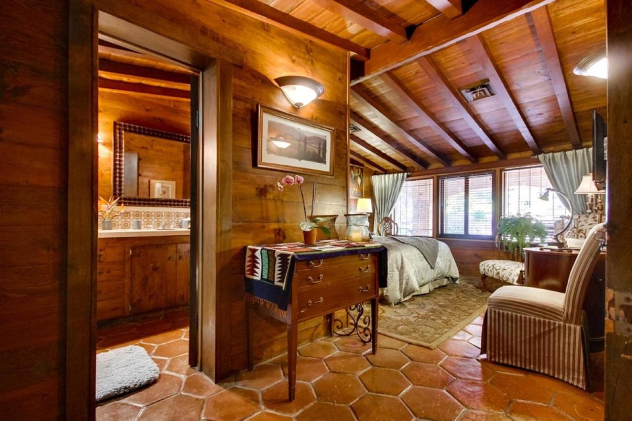 | Vineyard Hacienda