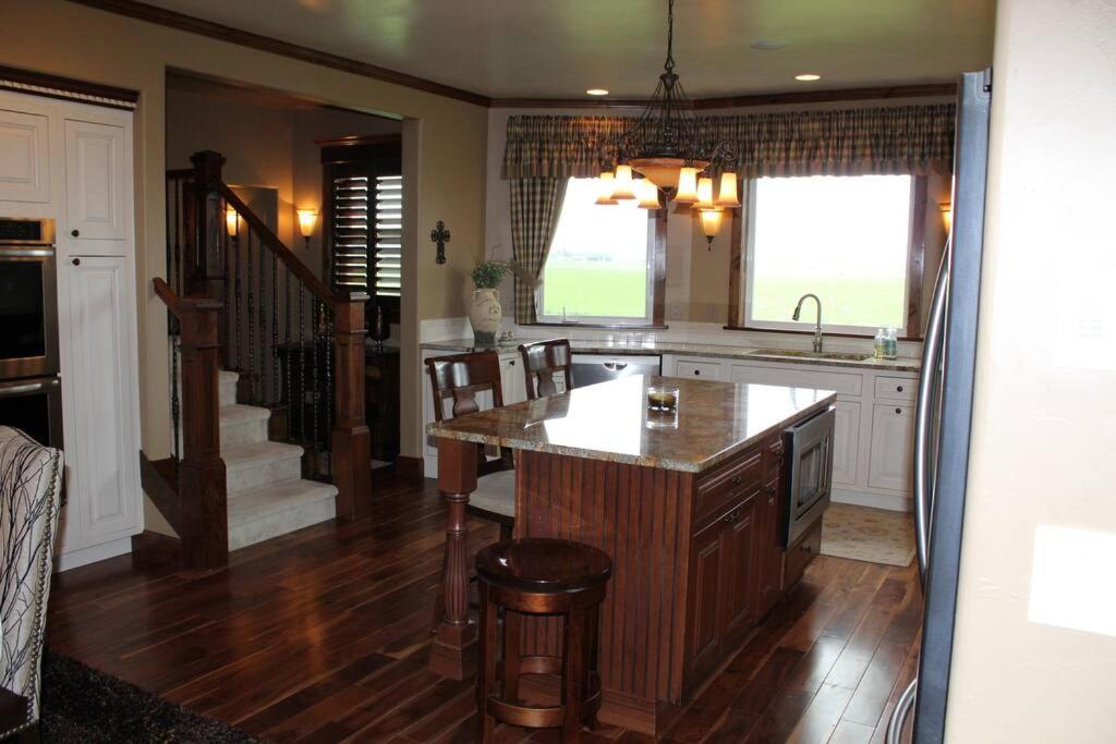 | The Elegant Montana Farmhouse