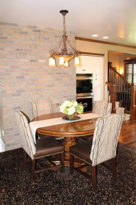 | The Elegant Montana Farmhouse