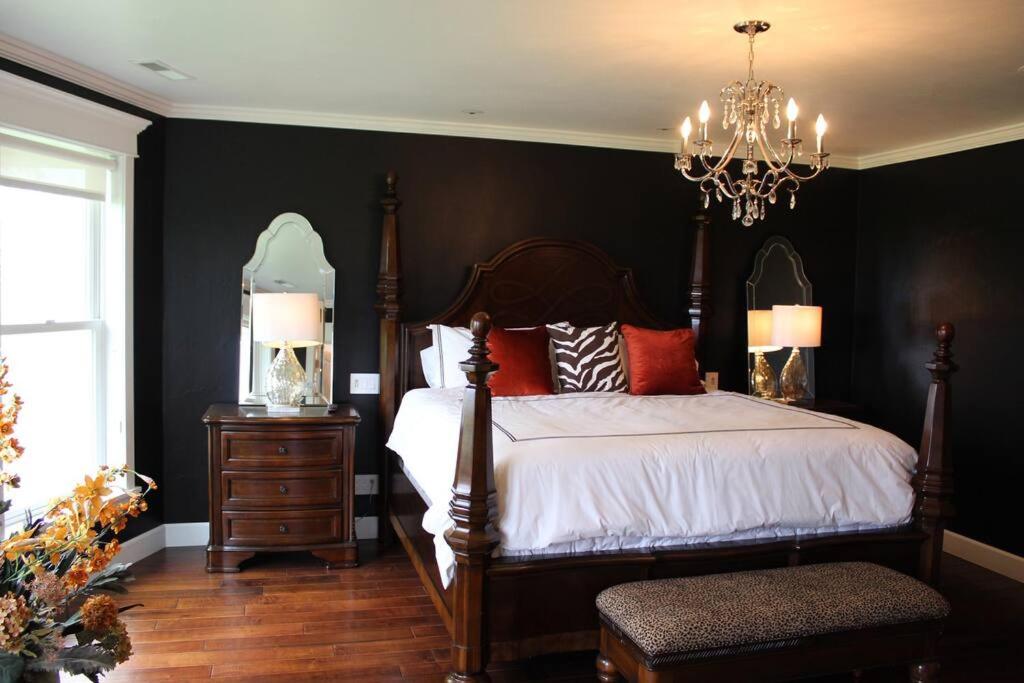 | The Elegant Montana Farmhouse