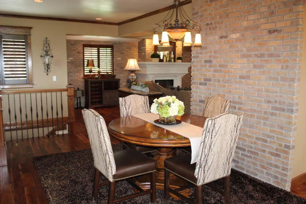 | The Elegant Montana Farmhouse