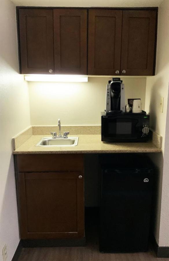 Studio Suite with Two Queen Beds - Non-Smoking at Wingate by Wyndham Jackson/Ridgeland