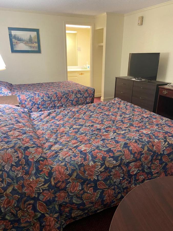 | Corbin Inn