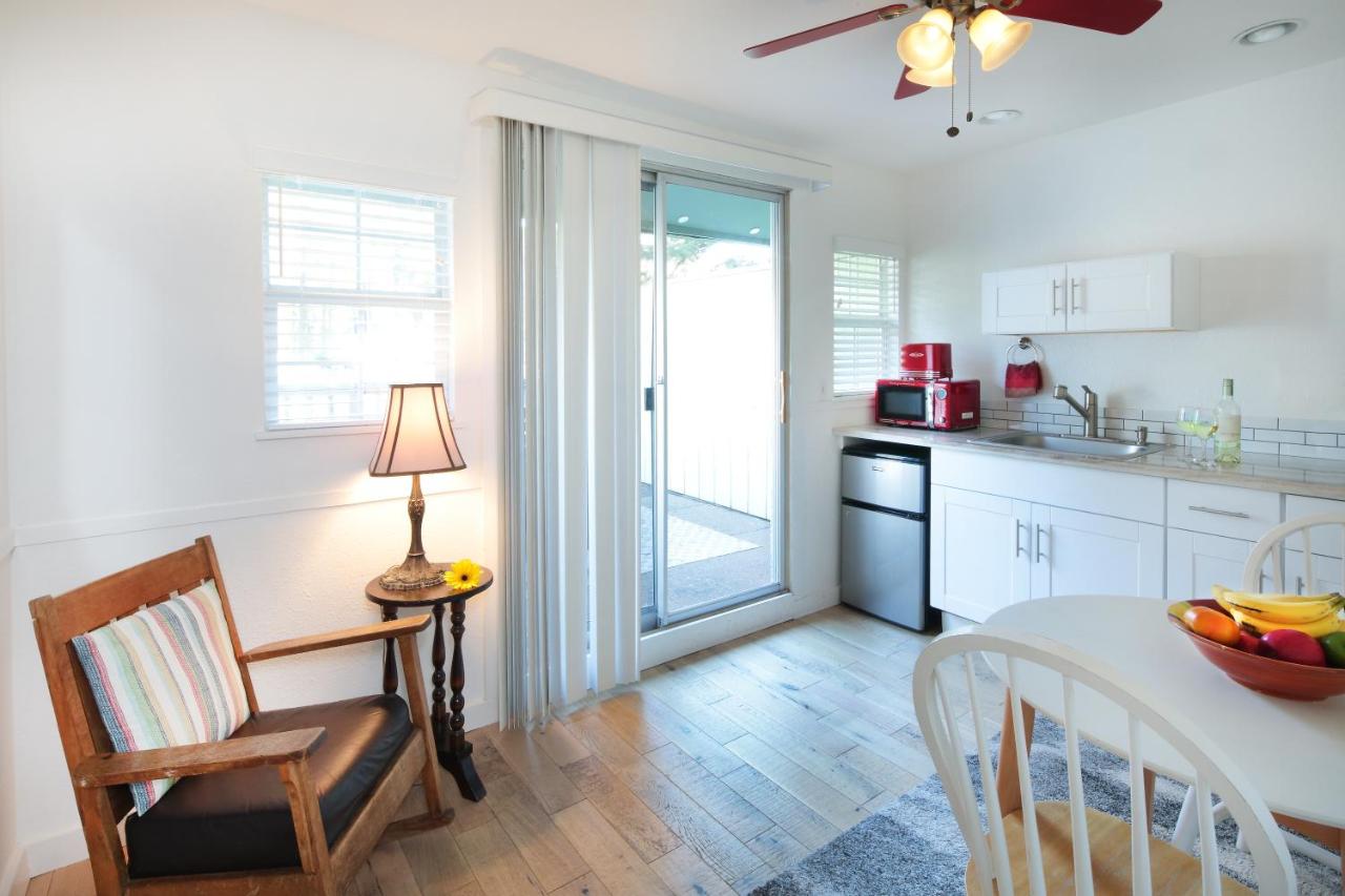 Apartment with Balcony at Inn on the Russian River