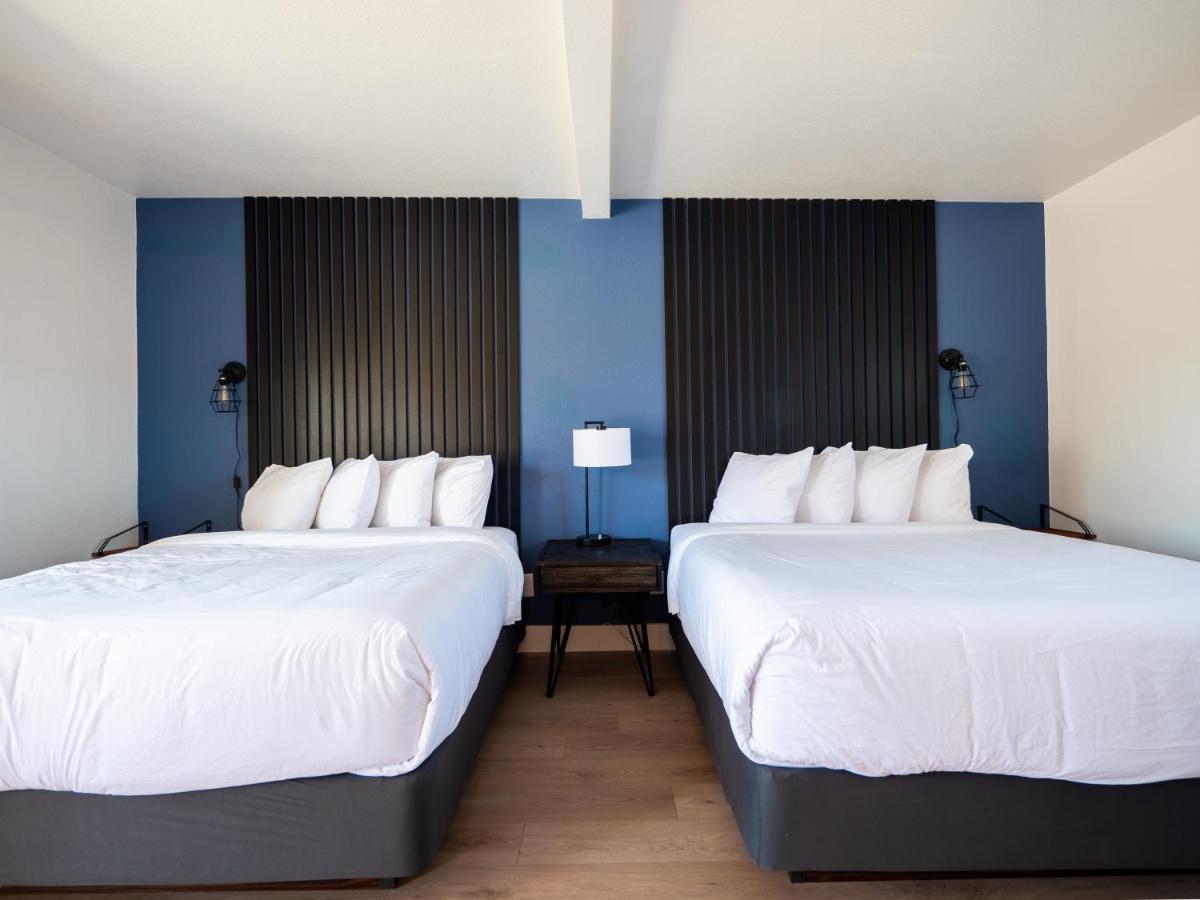  | Balanced Rock Inn