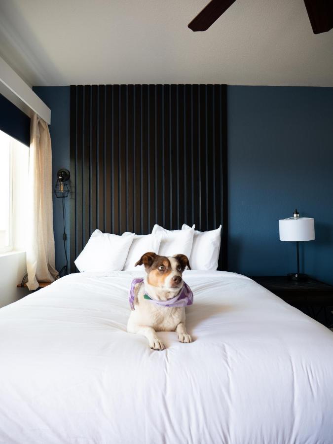  | Balanced Rock Inn