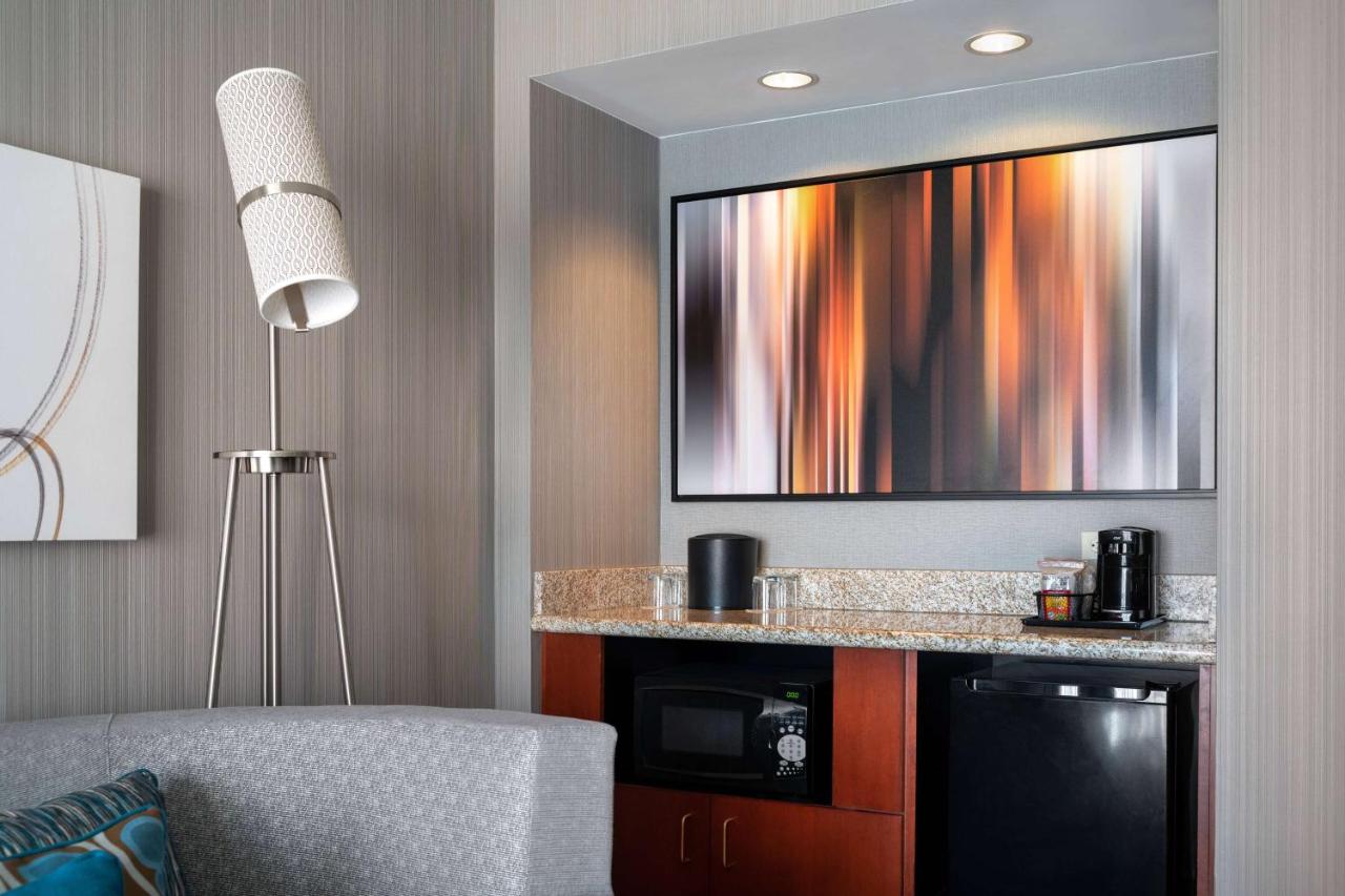 Triple Room at Sonesta Select Camarillo