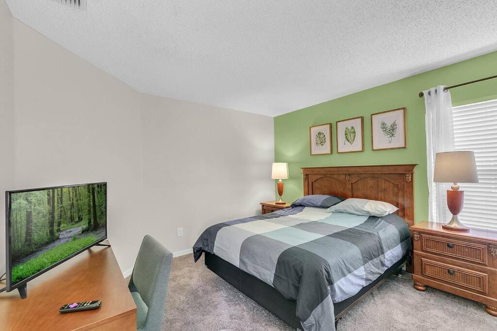  | The Beautiful Grand Escape Villa near Disney
