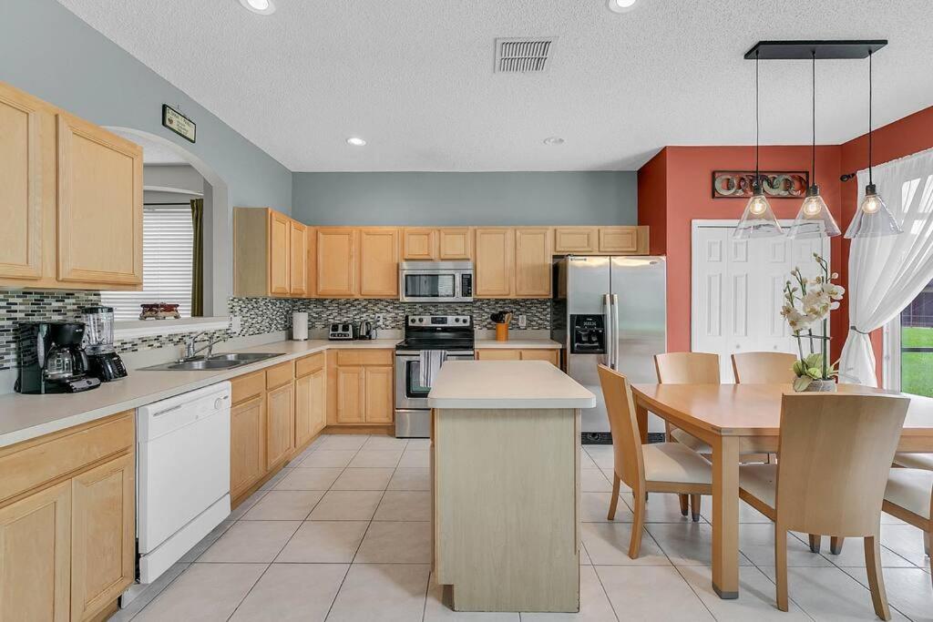  | The Beautiful Grand Escape Villa near Disney