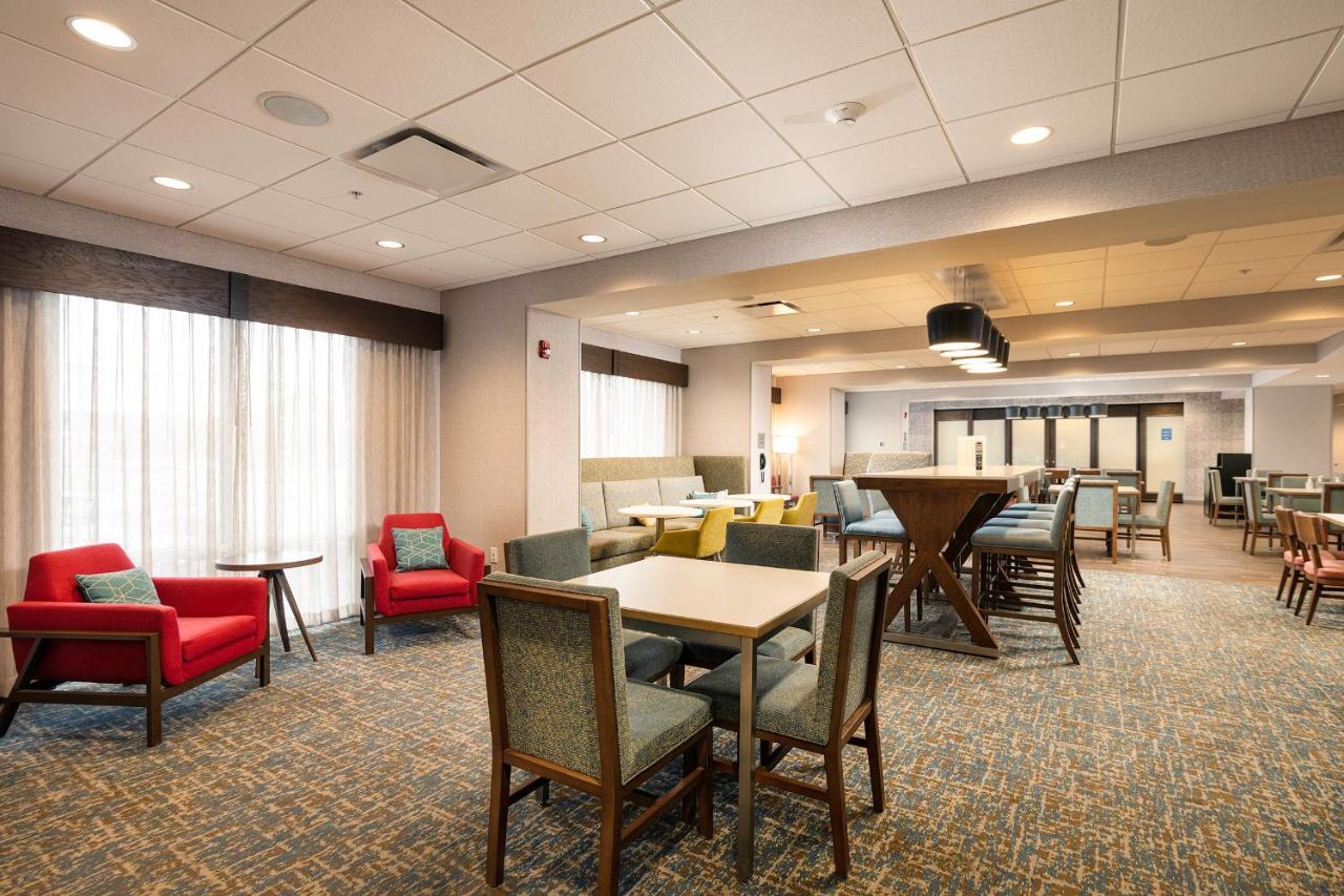 | Hampton Inn Buffalo - Amherst