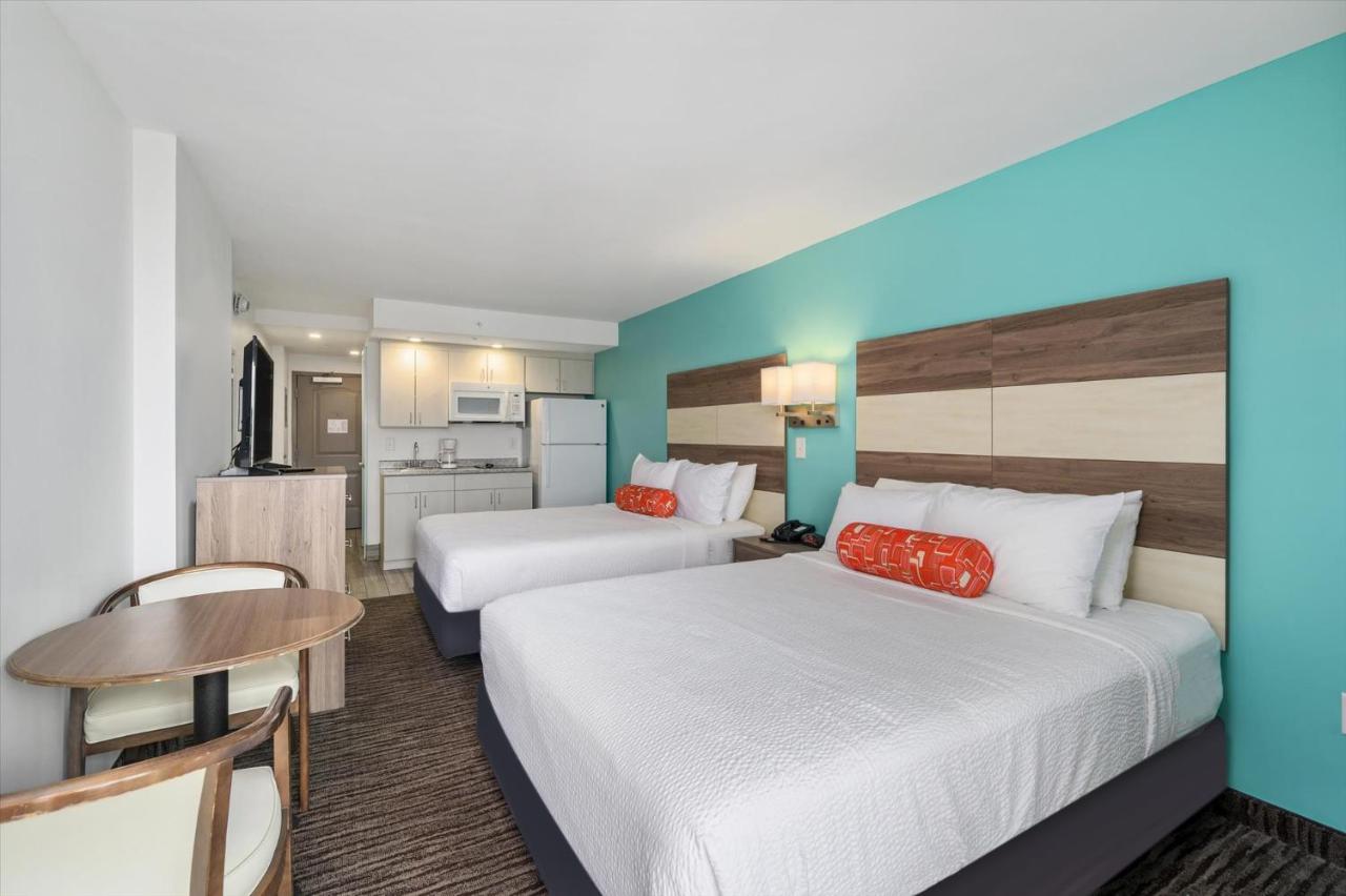 Accessible Ocean View with Two Double Beds at Monte Carlo Boardwalk Oceanfront Ocean City