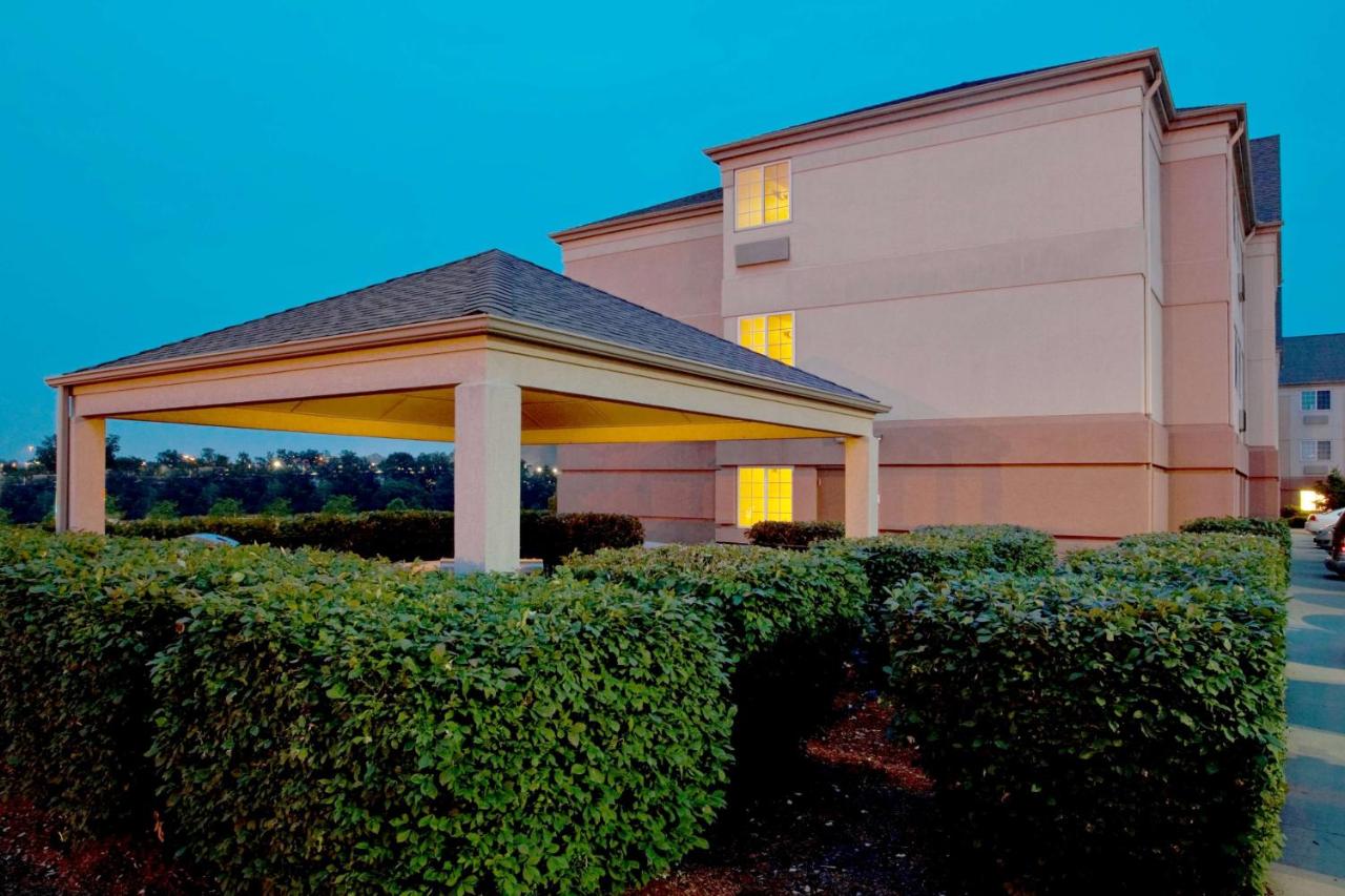  | Candlewood Suites Pittsburgh-Airport