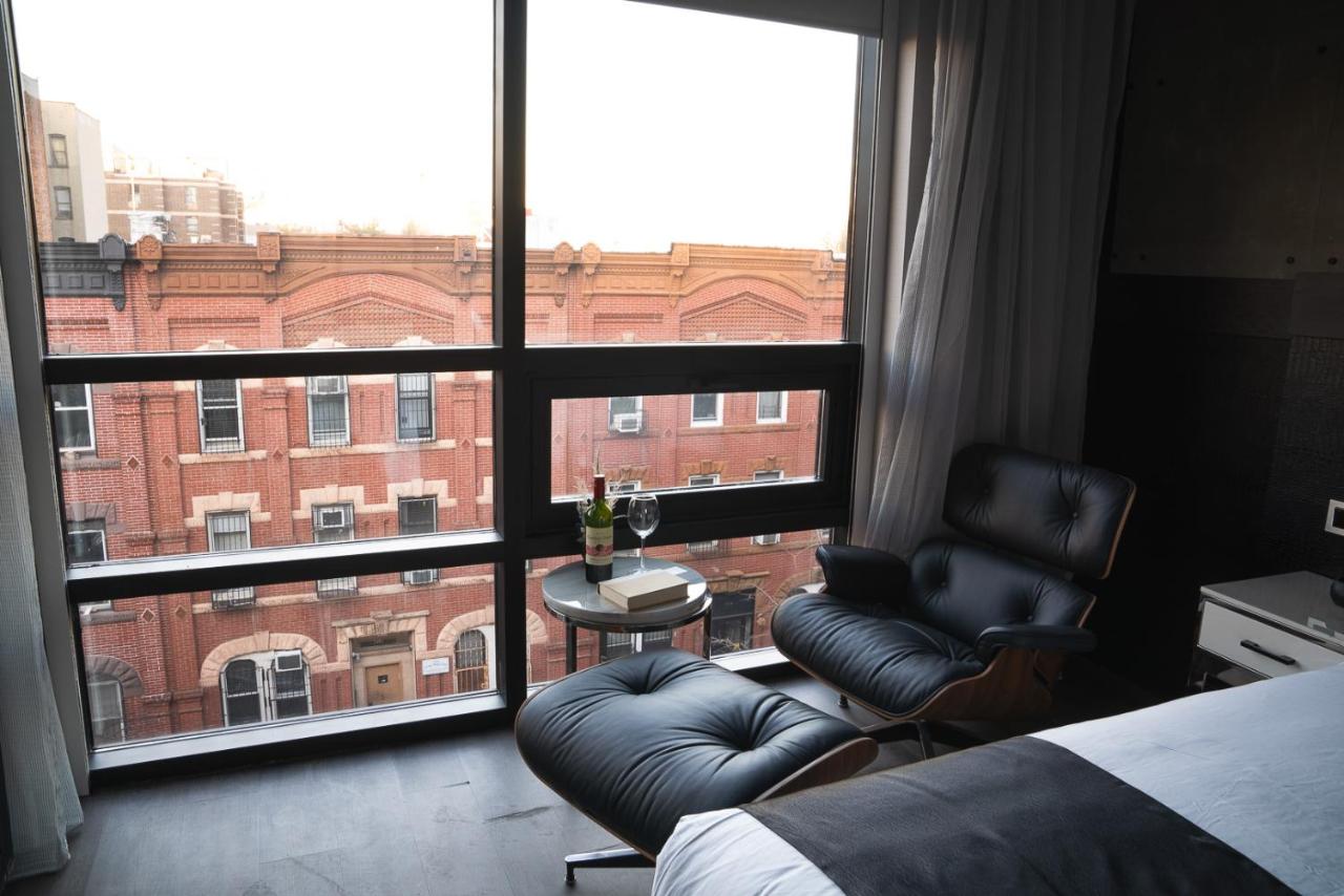Superior King Room at 42 Hotel