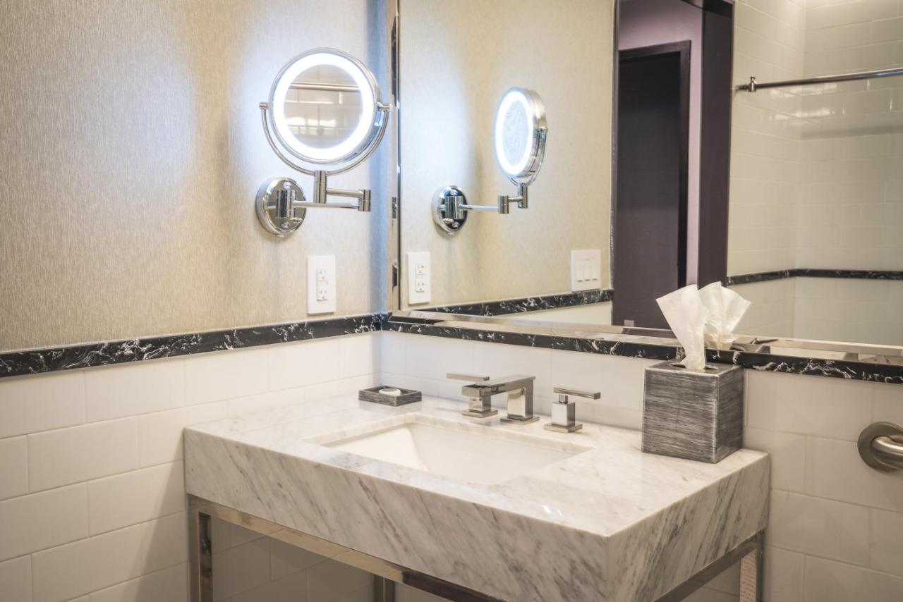 Double Room at 42 Hotel