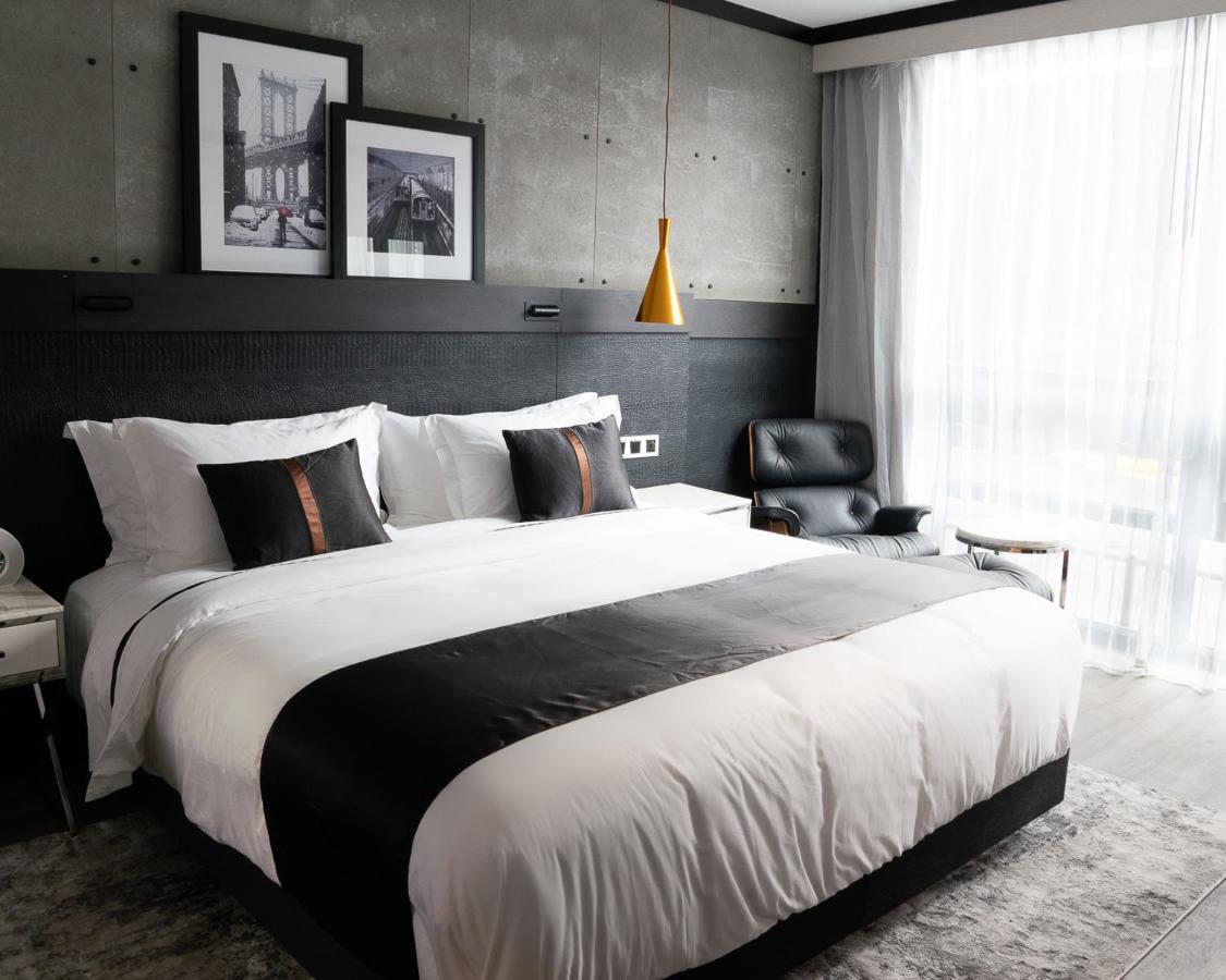 King Room at 42 Hotel