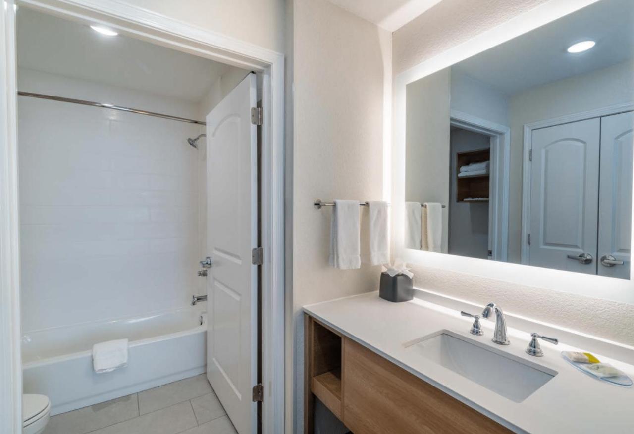 Studio Queen Suite - Non-Smoking at Staybridge Suites Flowood Nw Jackson by IHG