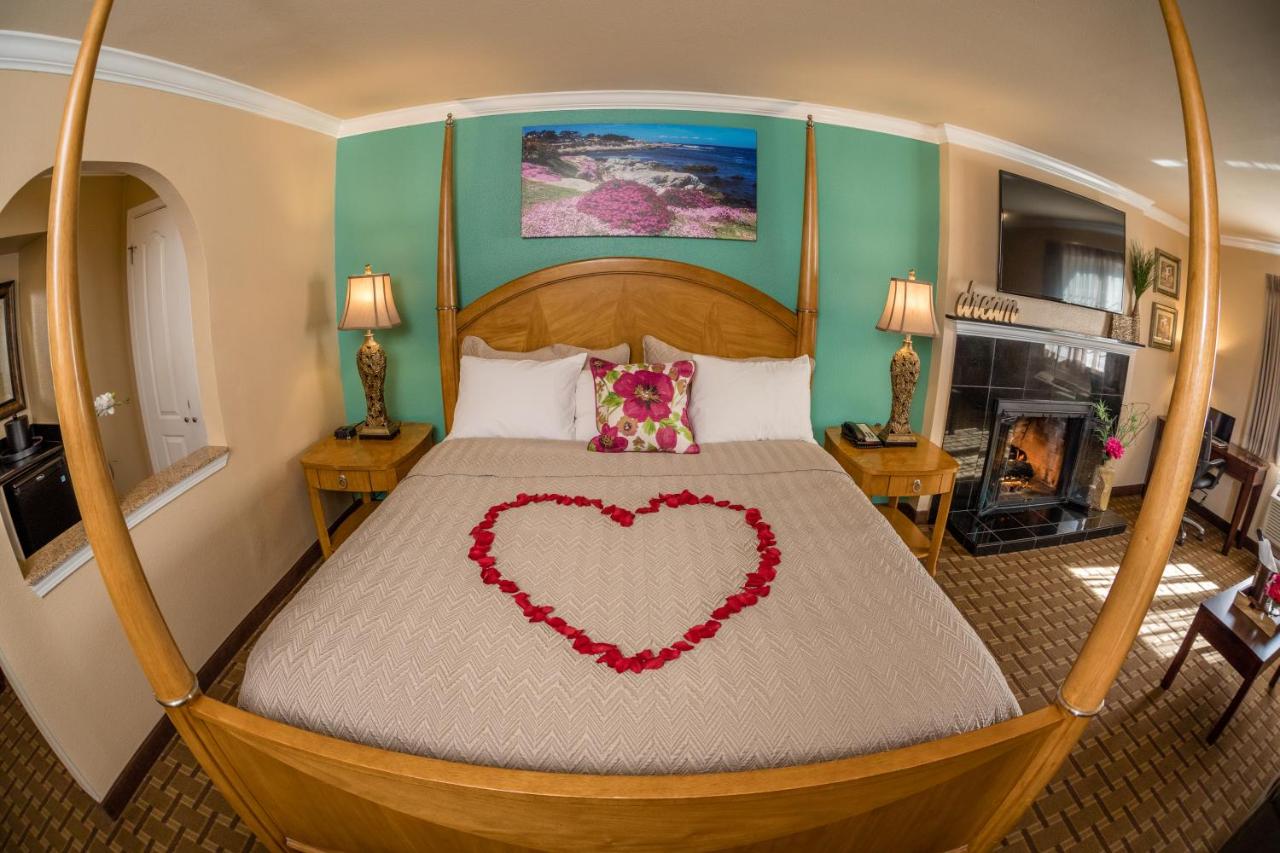 King Suite at Stage Coach Lodge