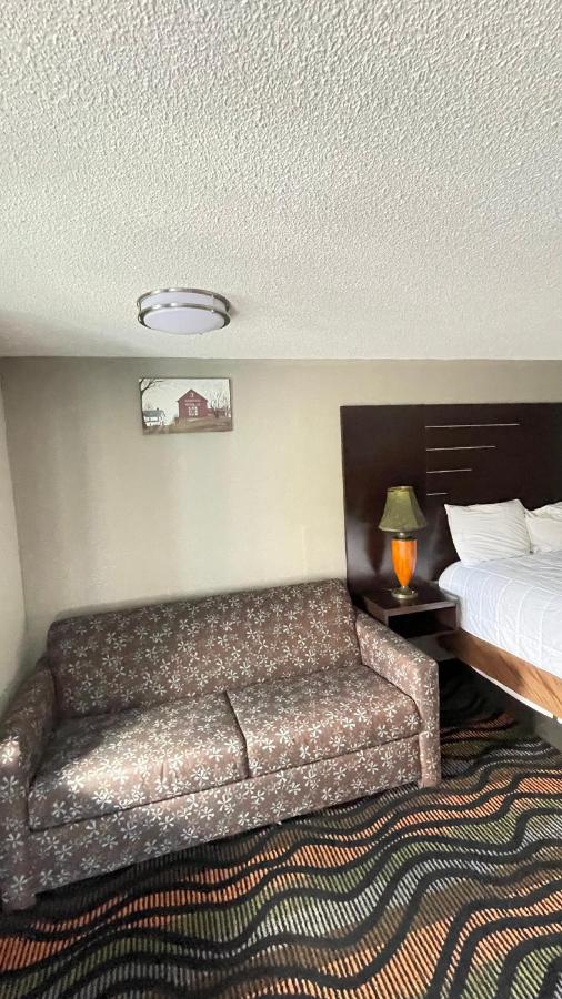 King Room at Country Town N Suites