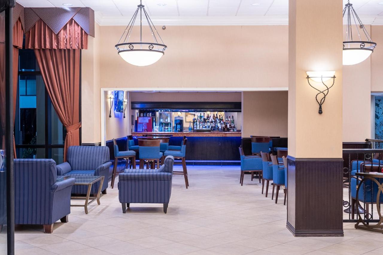  | Emerald Beach Hotel Corpus Christi